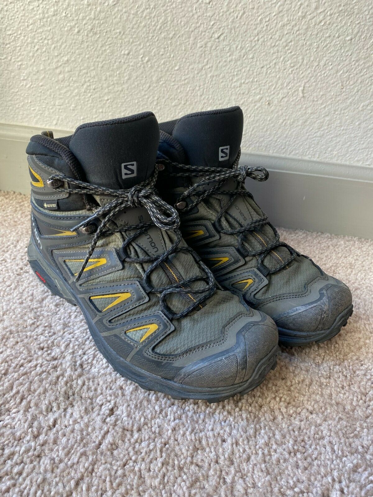 Salomon X Ultra 3 Mid Boots - Waterproof Gore Tex Hiking Boots - Men's Size 9.5