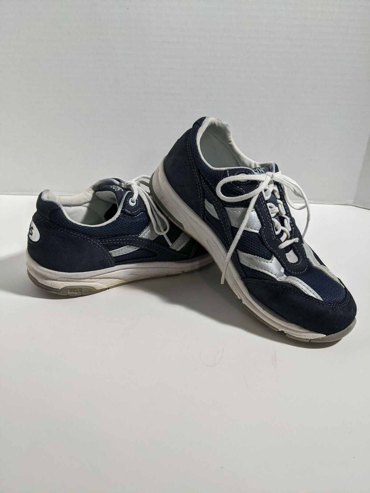 SAS Shoes Men's US Size 7.5 Navy & Silver Walking Tennis Sneaker Missing Inserts