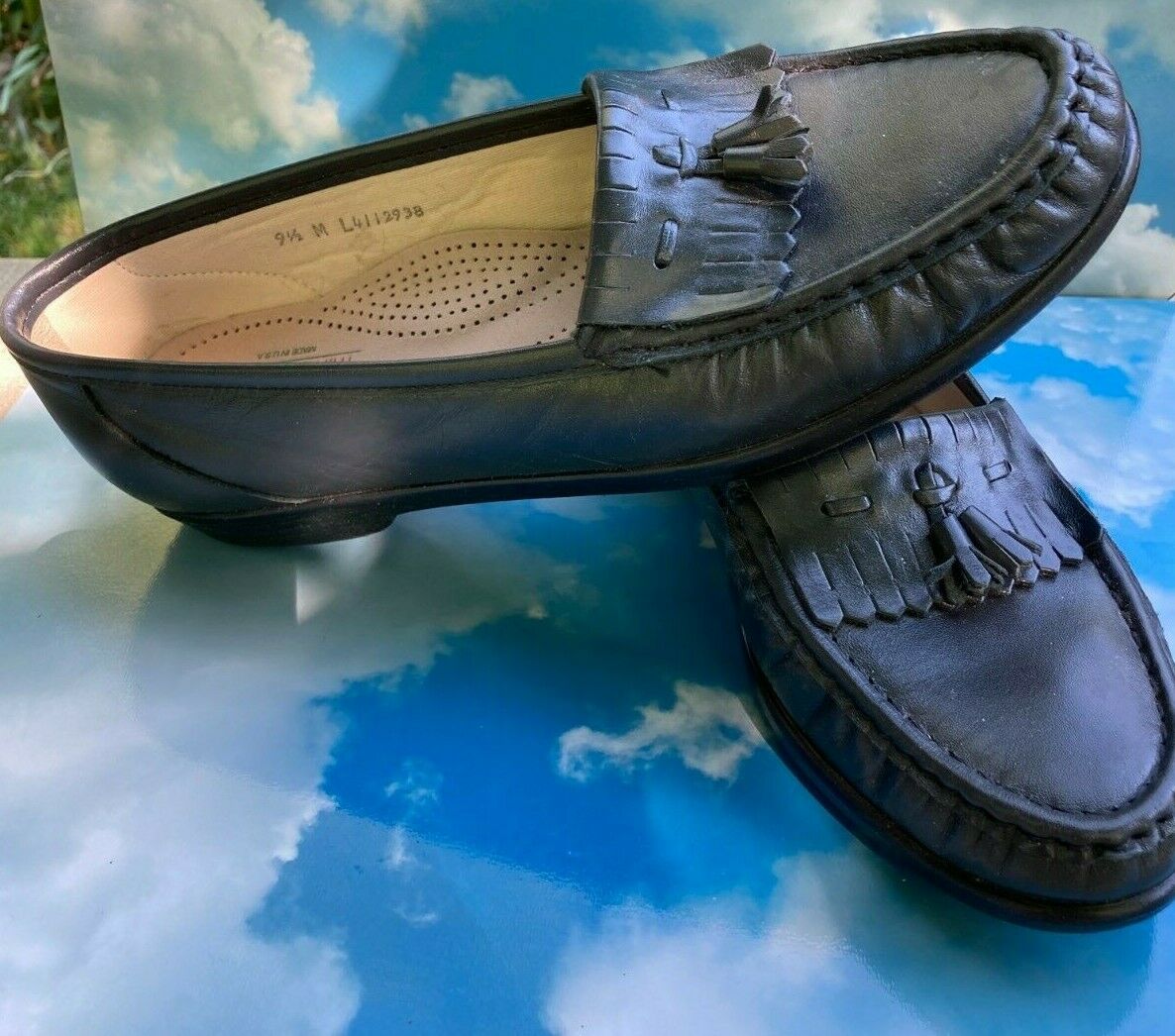 SAS Tripad Comfort Navy Softie Tassles Loafers Shoes Sz 9.5 Women's EUC