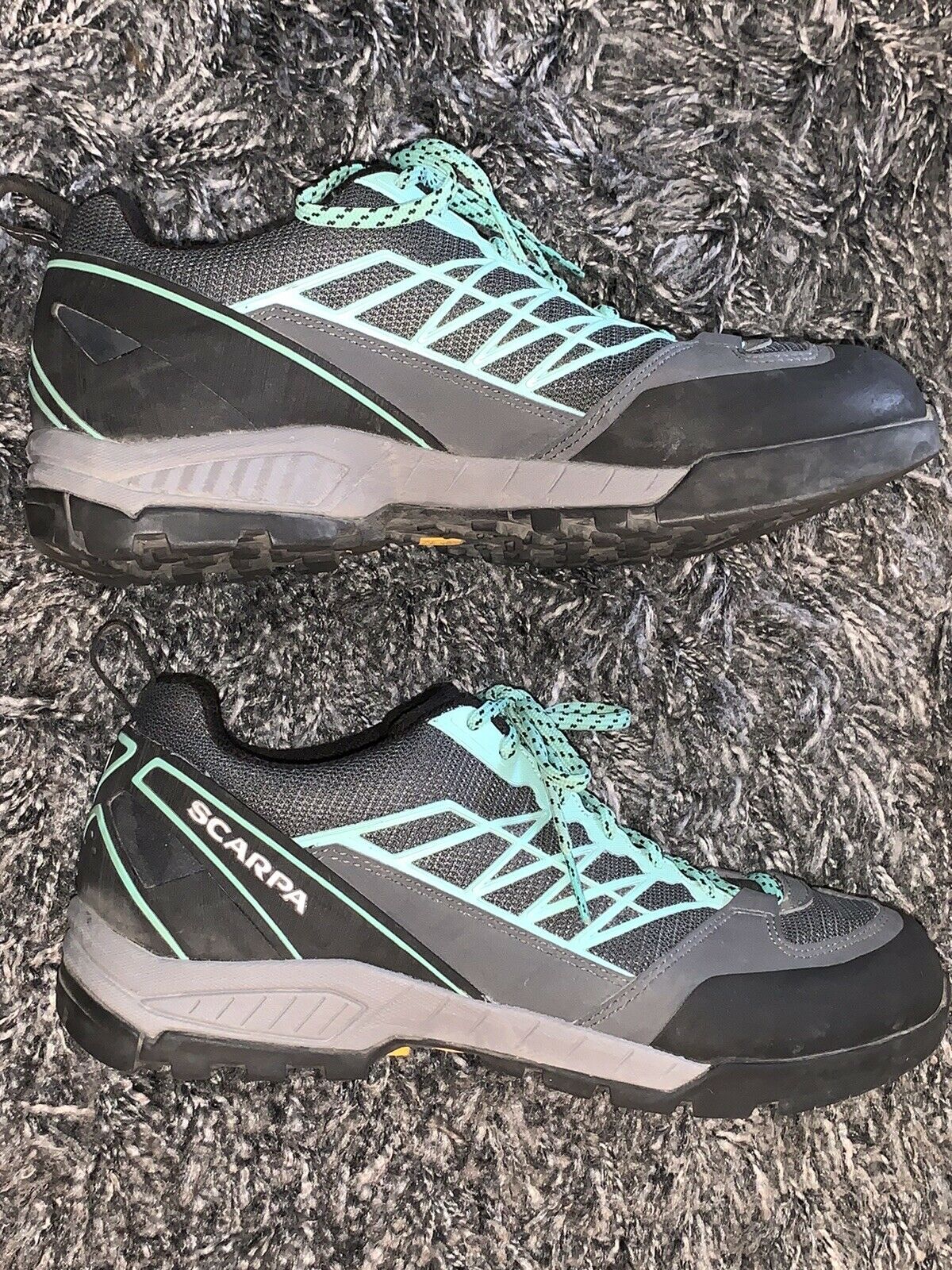 Scarpa Women's Size 7.5 Epic Lite Trail Hiking Walking Shoes Vibram-Soles