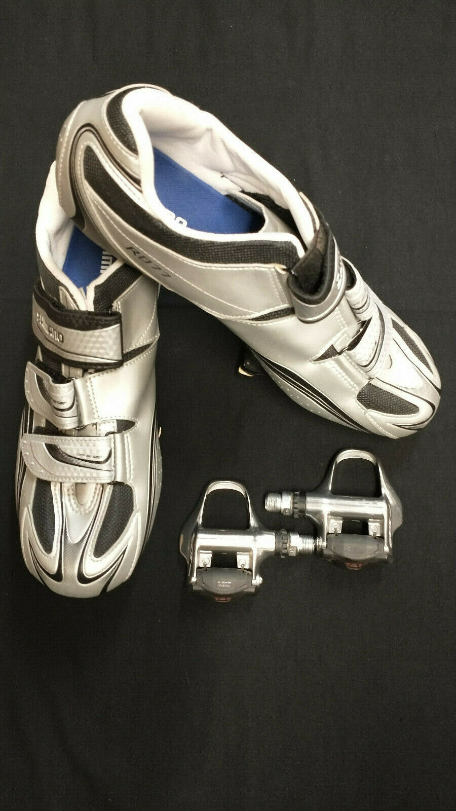 Shimano RO77 Road Bike Shoes with Shimano 105 road pedals and cleats