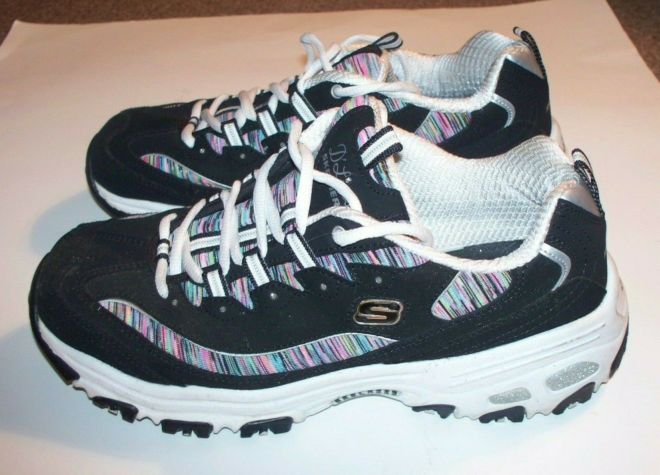 Skechers Womens Athletic Shoes Size 10 Pre-owned