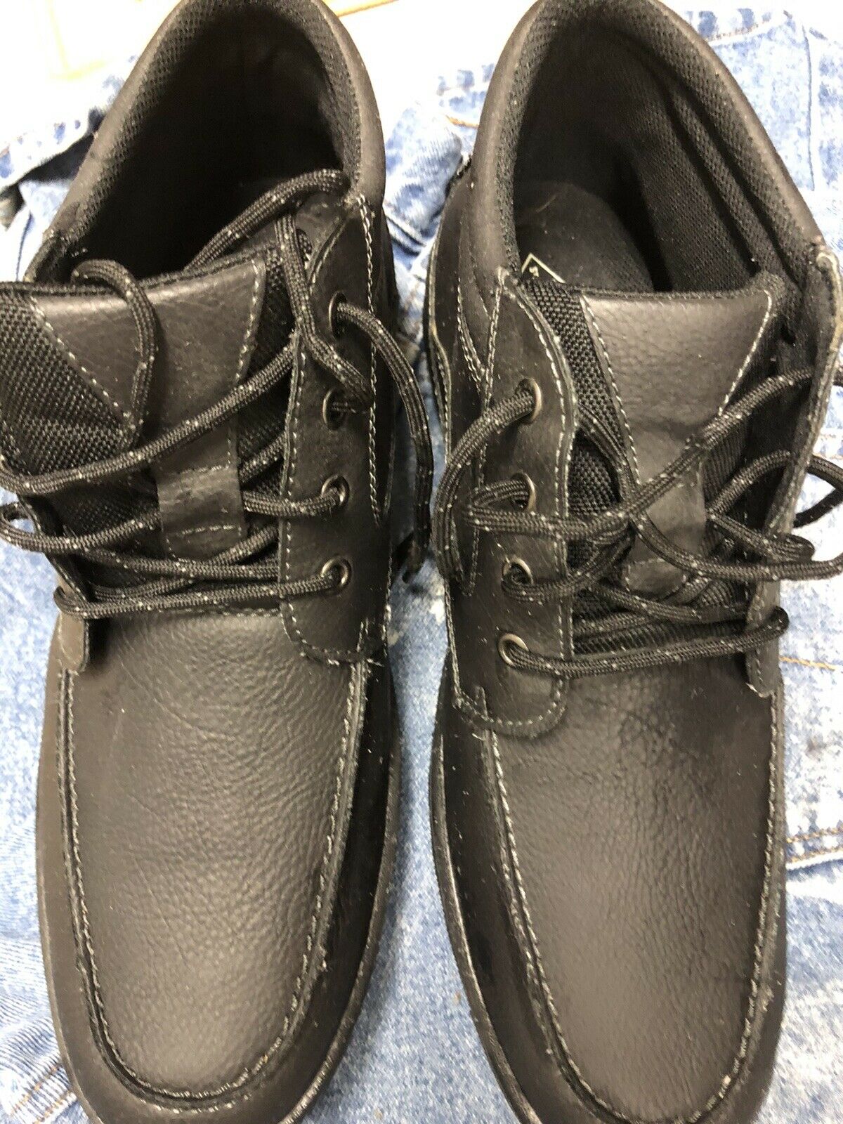St. John's Bay leather Boots Mens Sz 10.5 Black Lace-Up memory foam