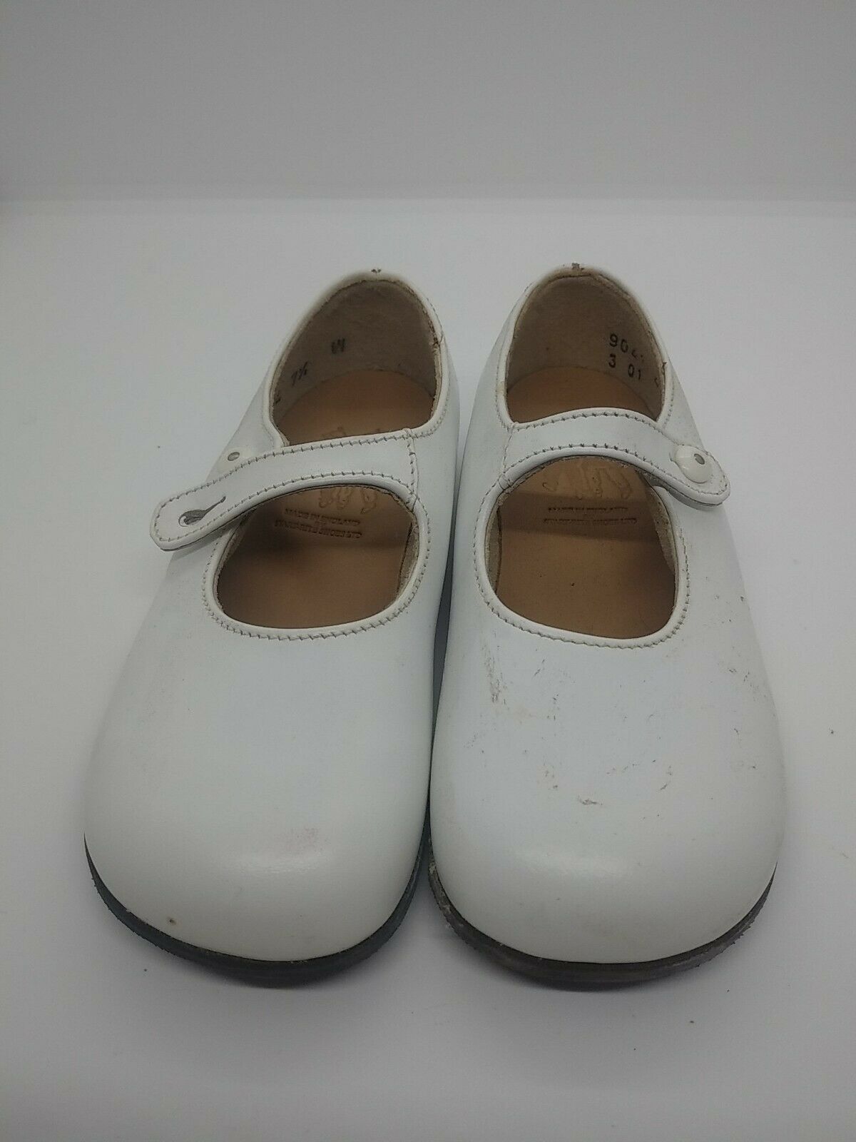 start rite shoes White Toddler Size 7.5 W Buckle Shoe (little dirty)