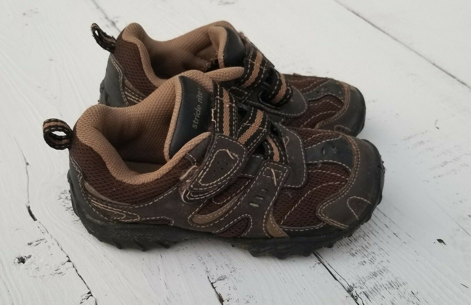 STRIDE RITE Kids Toddler Boys Size 10 Brown Walking Shoes Sneakers