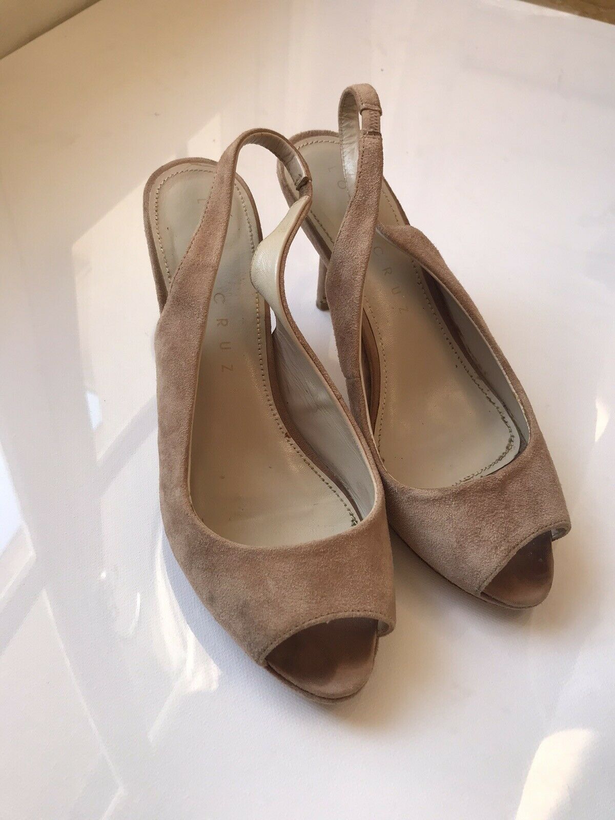 Suede Leather Shoes Beige Lola Crus Heels Size US 8/euro39 Made In Spain