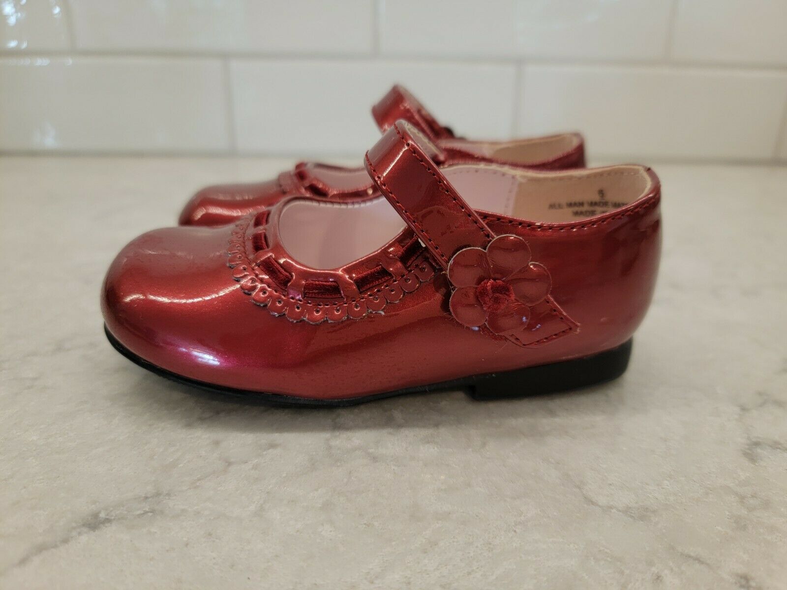 Toddler Girls Red Patent Dress Shoes - Christmas Holiday - Cherokee brand size 6