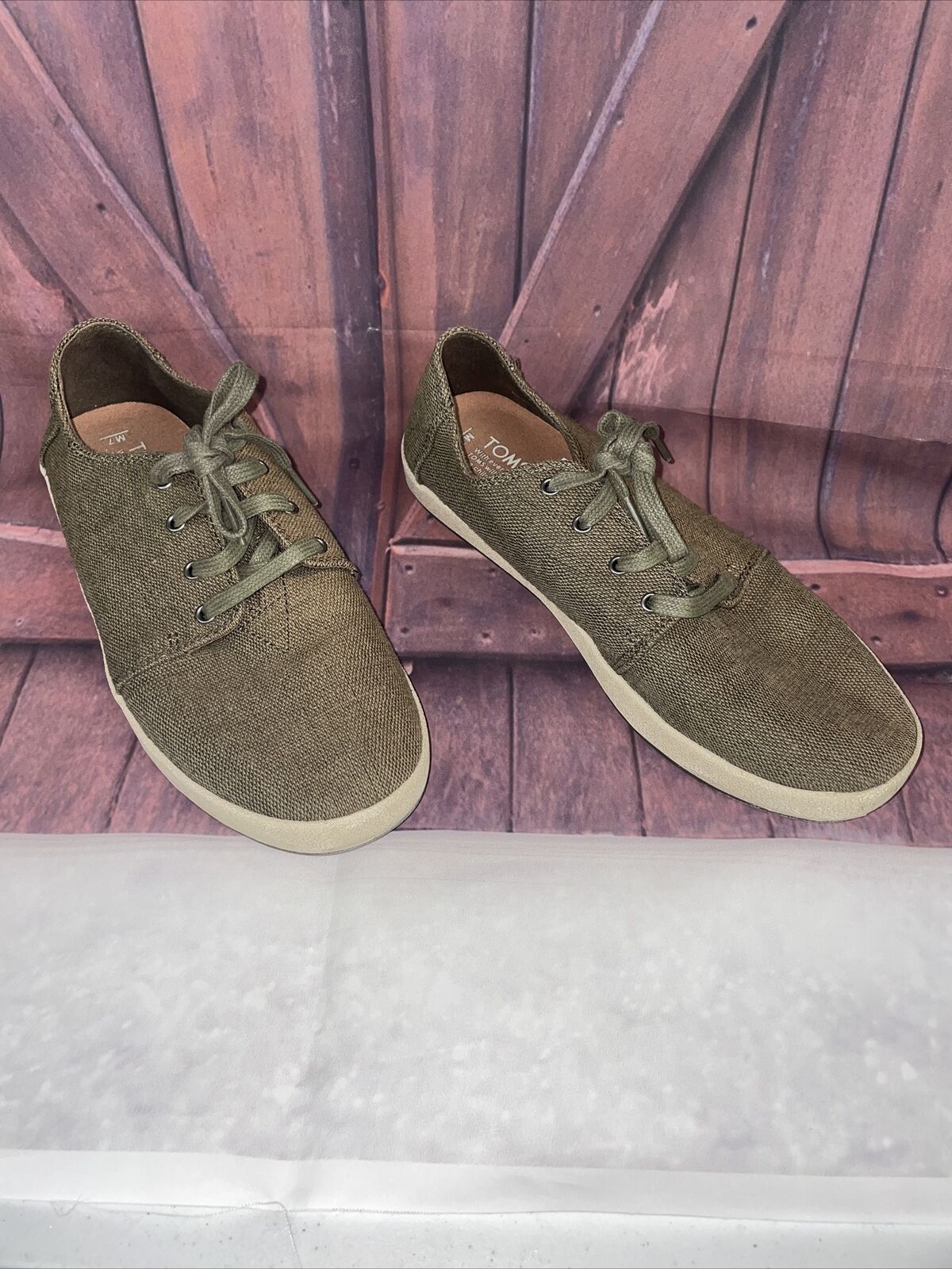 Toms Green Lace Up Shoes Men’s Size 7 With or Without Laces New_4030