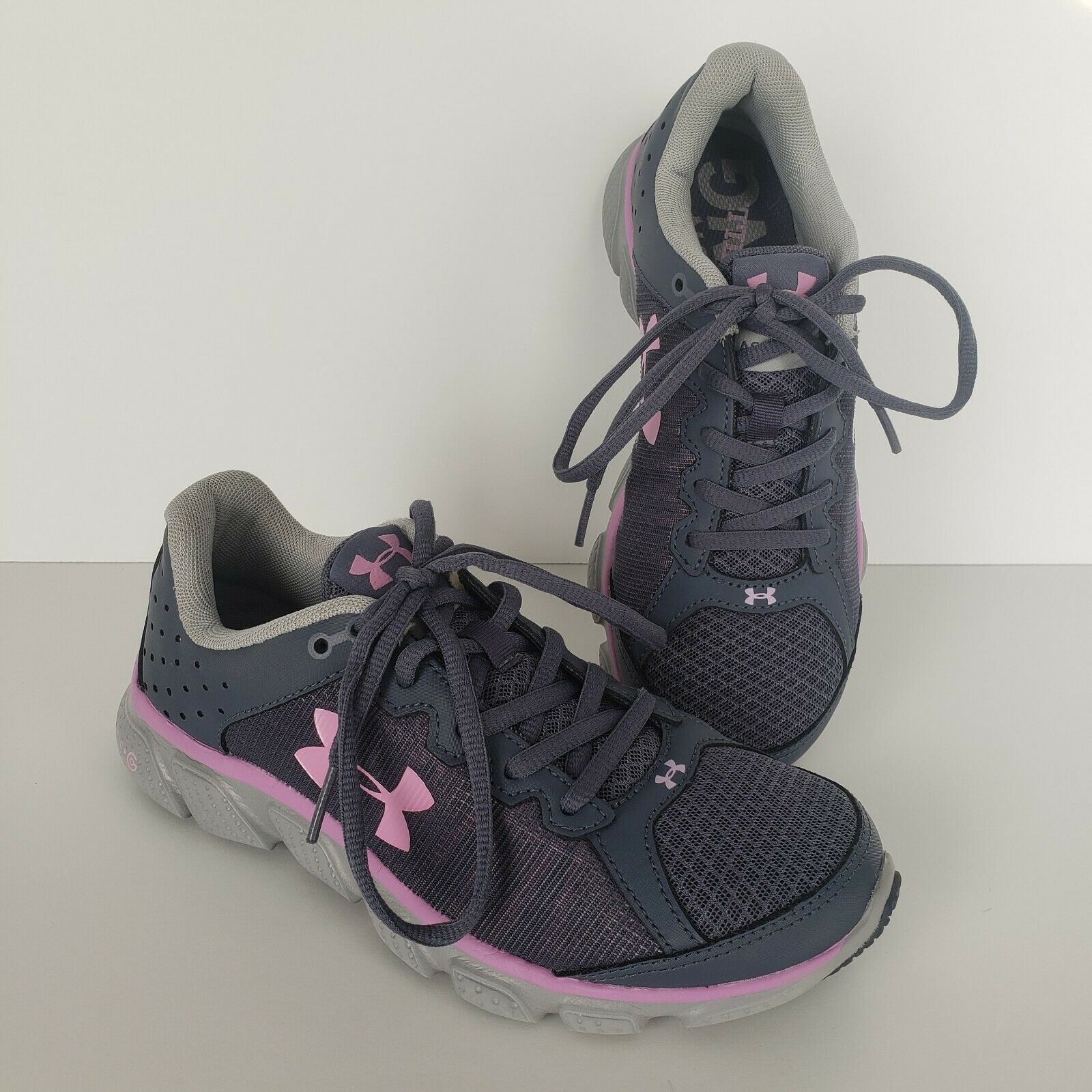 Under Armour Assert 6 Running Shoes Size 7 Grey/Pink Micro Walking Women’s