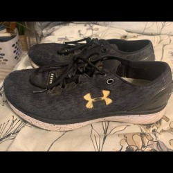 Under Armour Shoes | Black And Gold Under Armor Shoes | Color: Black | Size: 8.5