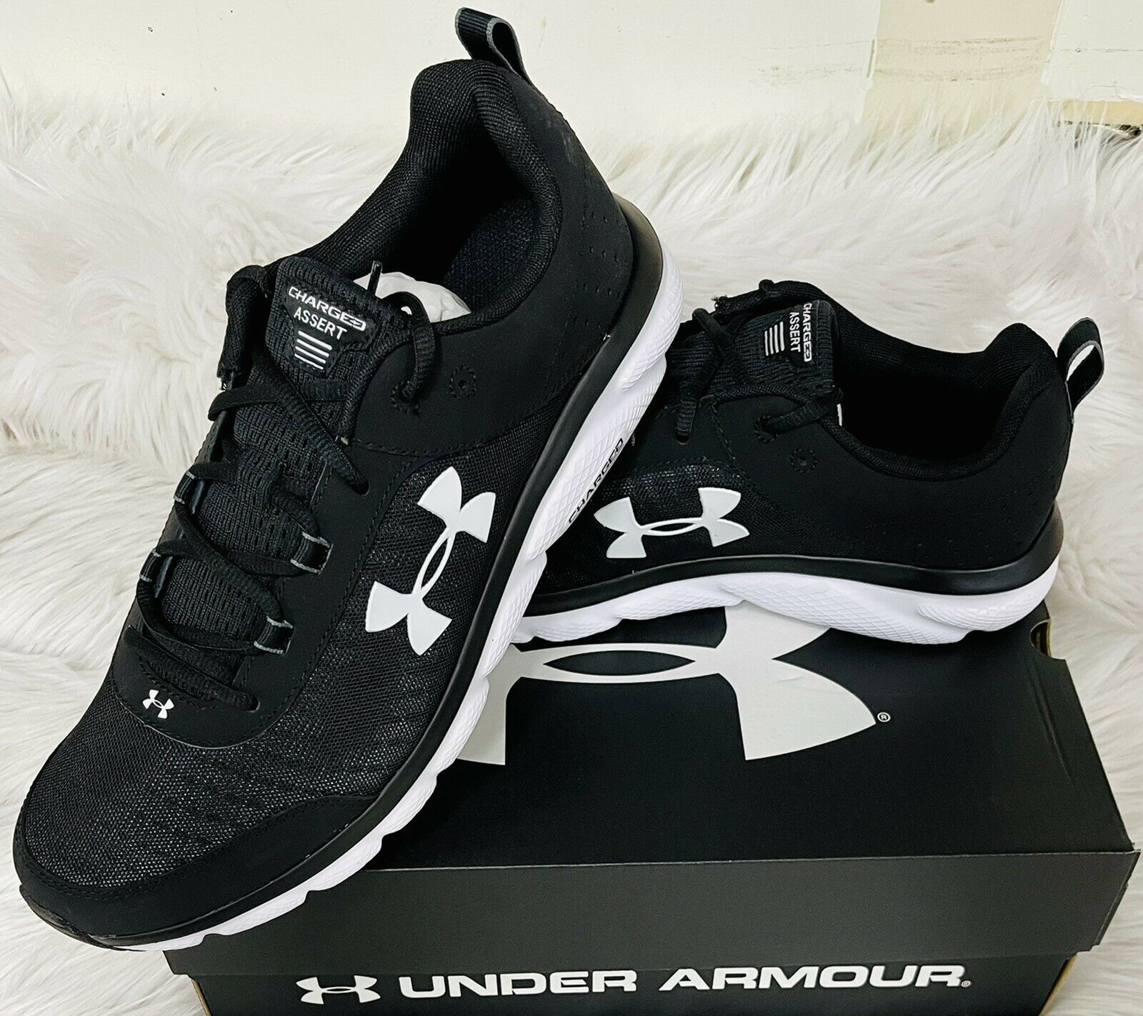 UNDER ARMOUR UA CHARGED ASSERT 8 MEN'S RUNNING SHOES BLACK/WHITE COLOR SIZE 15--