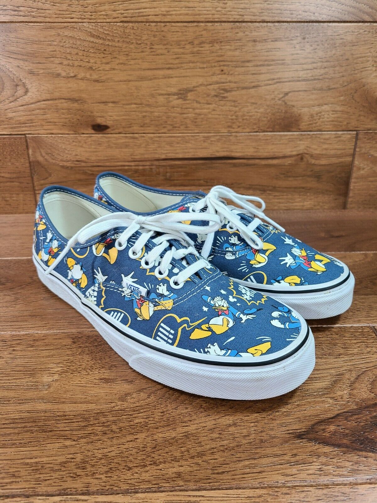 Vans Disney Donald Duck Blue Sneakers Shoes Men's Size 9, Women’s 10.5 **MINT**