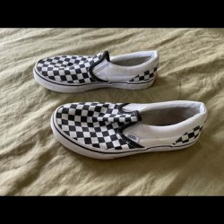 Vans Shoes | Holiday Christmas Kids Vans Black White Checkered Slip-Ons Sz 3.5 | Color: Black/White | Size: 3.5bb