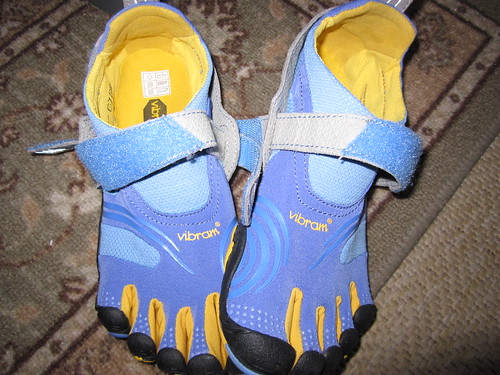 vibram barefootshoes wheretogetbarefootshoescalgary... (Photo: Musespeak on Flickr)