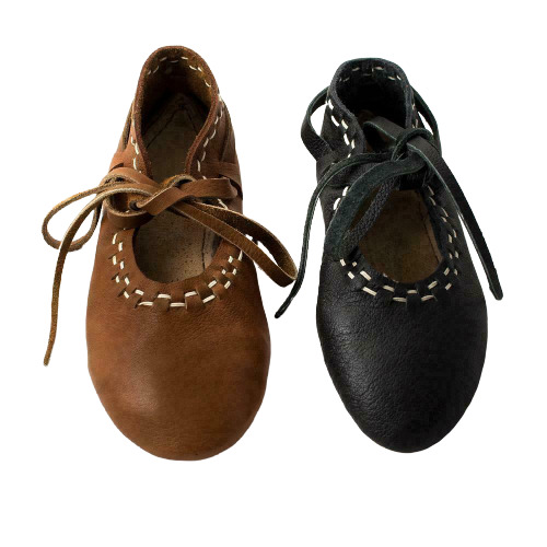 Viking Shoes for men and women are perfect for Roman reenactmen