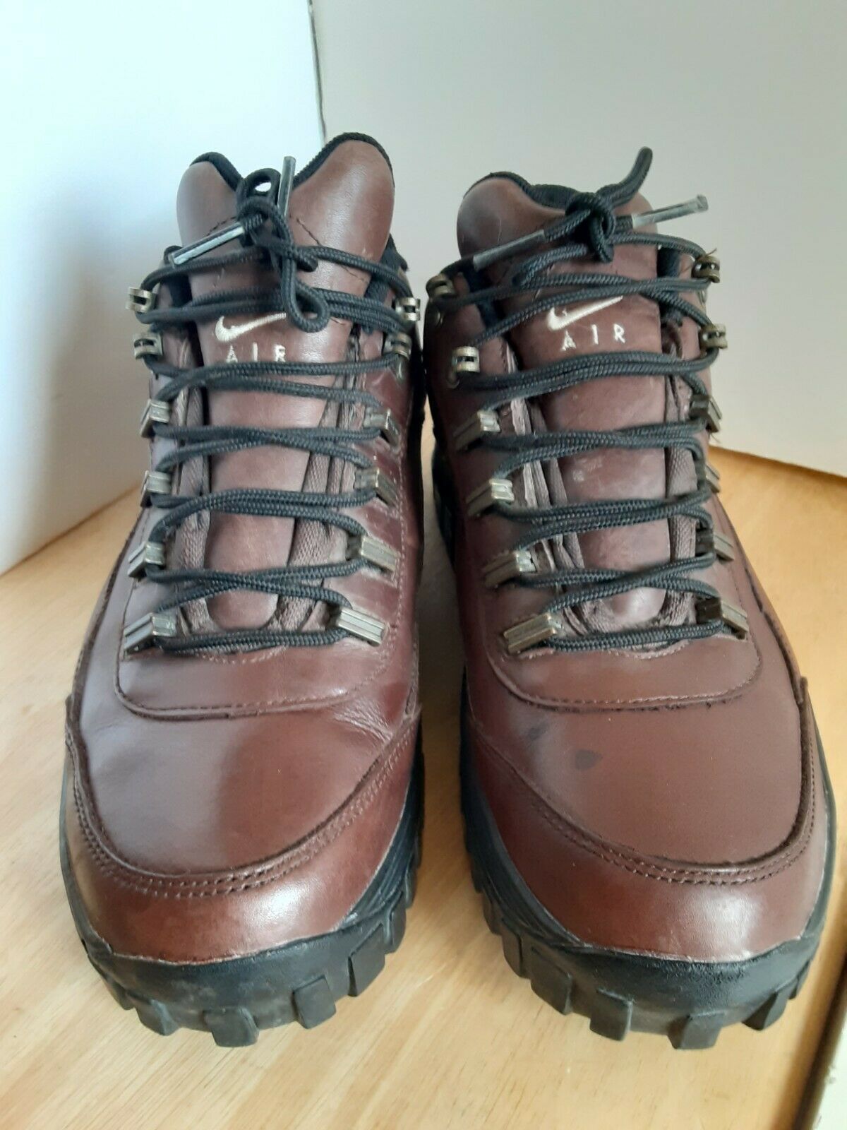 Vintage 90’s Nike Air ACG Brown Hiking Boots Shoes Men's Size 9 GREAT SHAPE