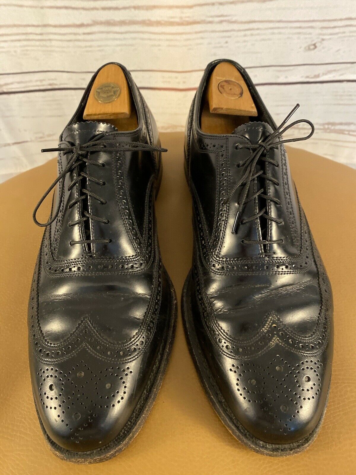 Vintage Floresheim Mens Shoes Size 11 E Black W/ Wood Inserts Oxford Wingtip VTG