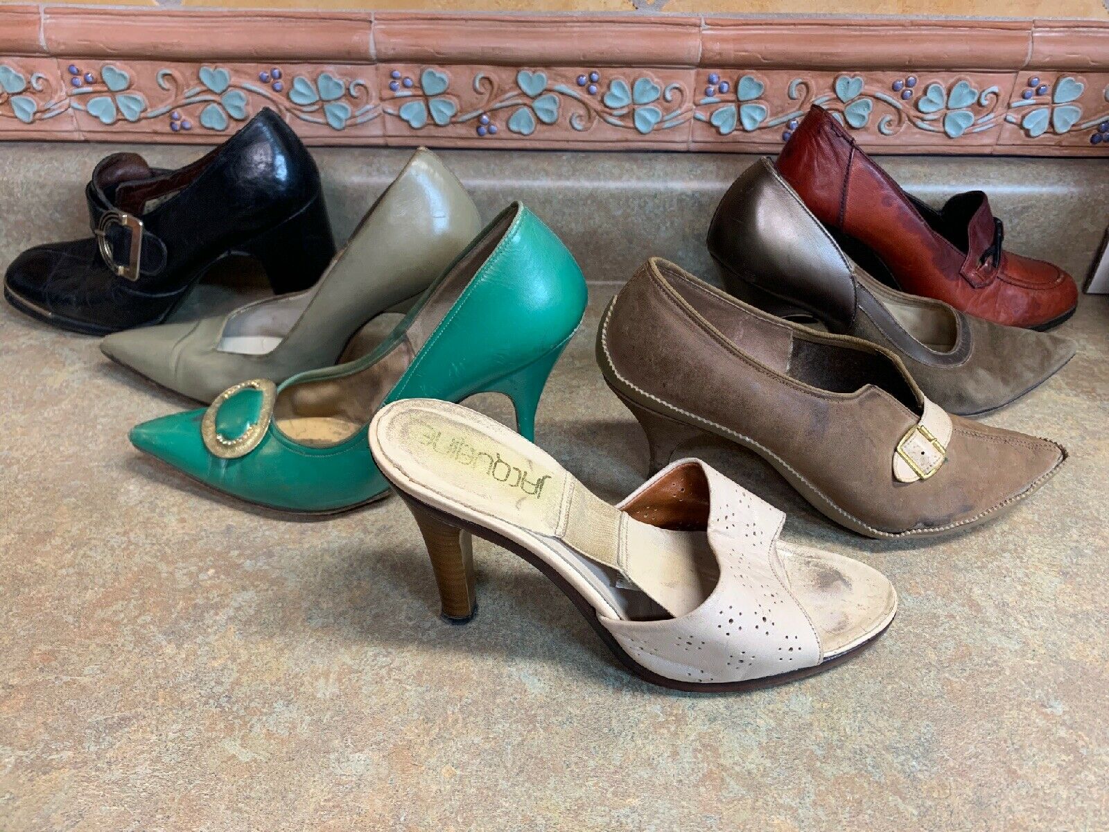 Vintage Womens Dress Shoes Size 6 Lot Of 7 Pair Heels Old As Is