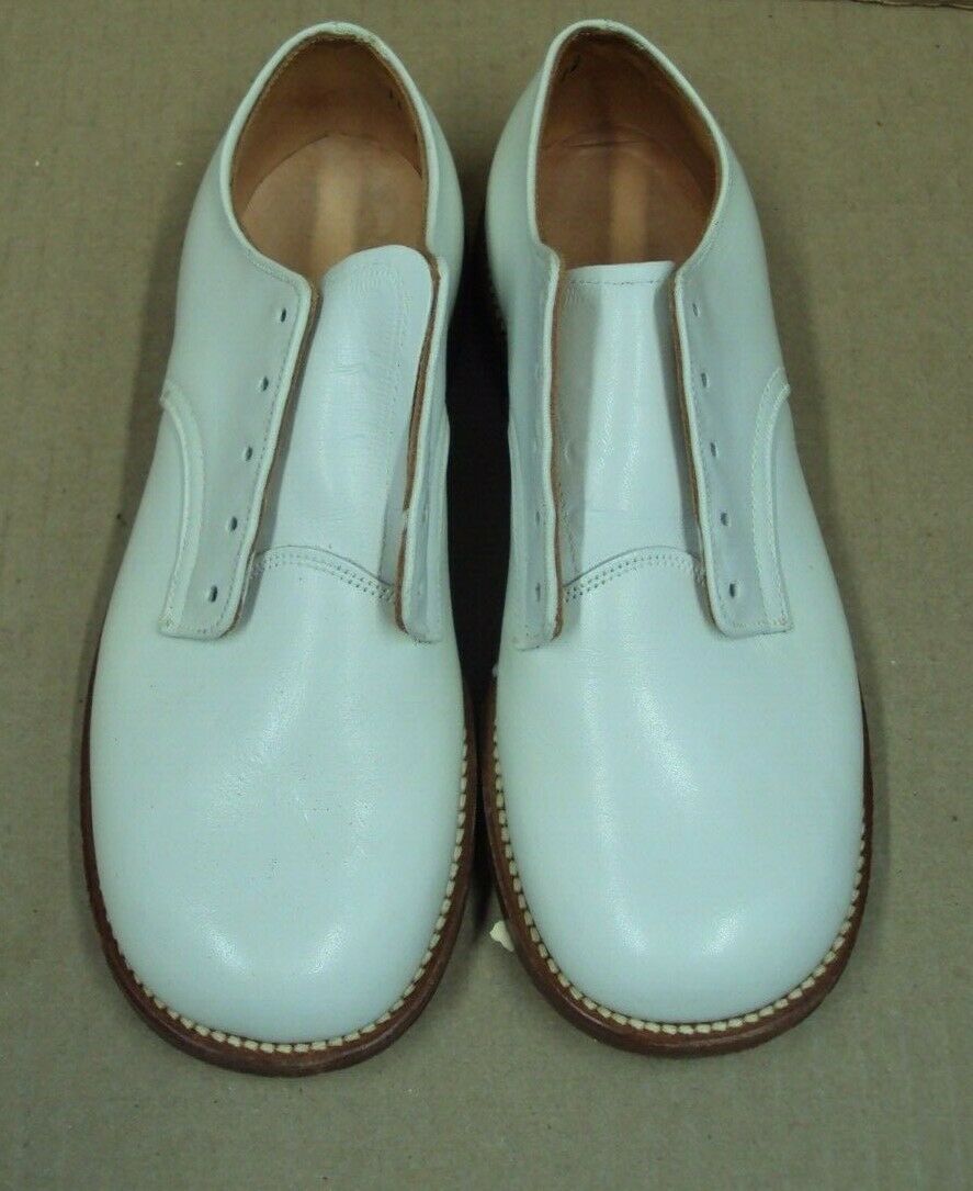 Vtg Children's WALKING Hard Sole Shoes ~ White / 11 B ~ 591791 12