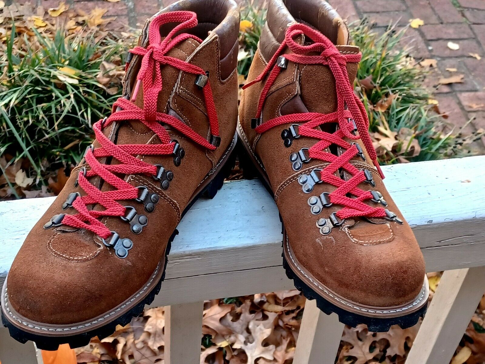 VTG St Johns Bay Brown Suede Mountaineering Hiking Trail Boots Mens Sz 13 D