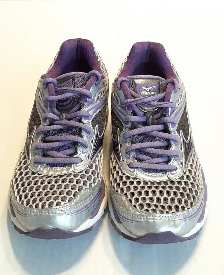 Women's Mizuno Wave Creation 17 Running Shoes Size 6 Purple & Silver