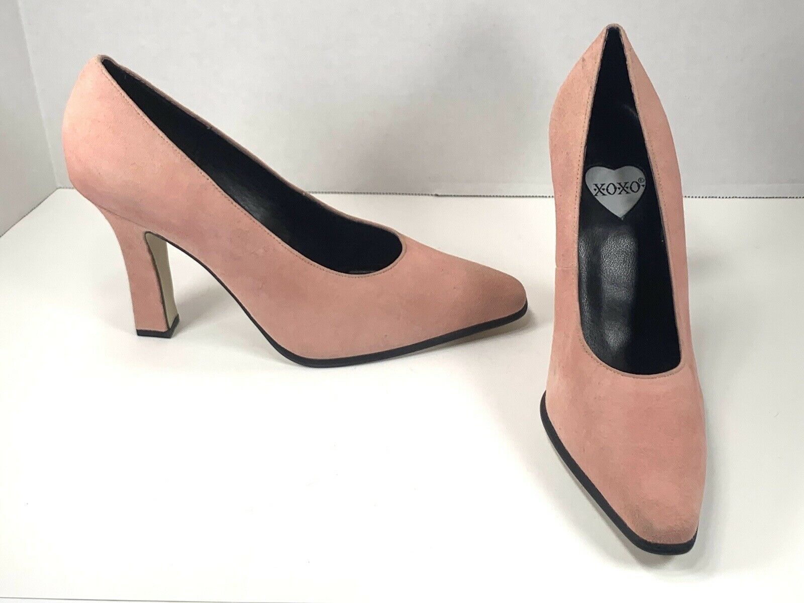 XOXO Women's VOGUE Vintage Pink Suede Pumps High Heel Shoes Size: 8 US NEW RARE!