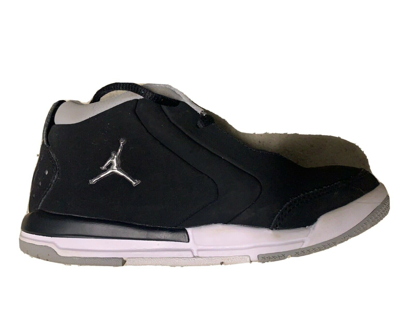 Youth Nike Jordan Jumpman basketball shoes - size 2Y