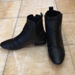 Zara Shoes | Low Heel Booties | Color: Black | Size: 6