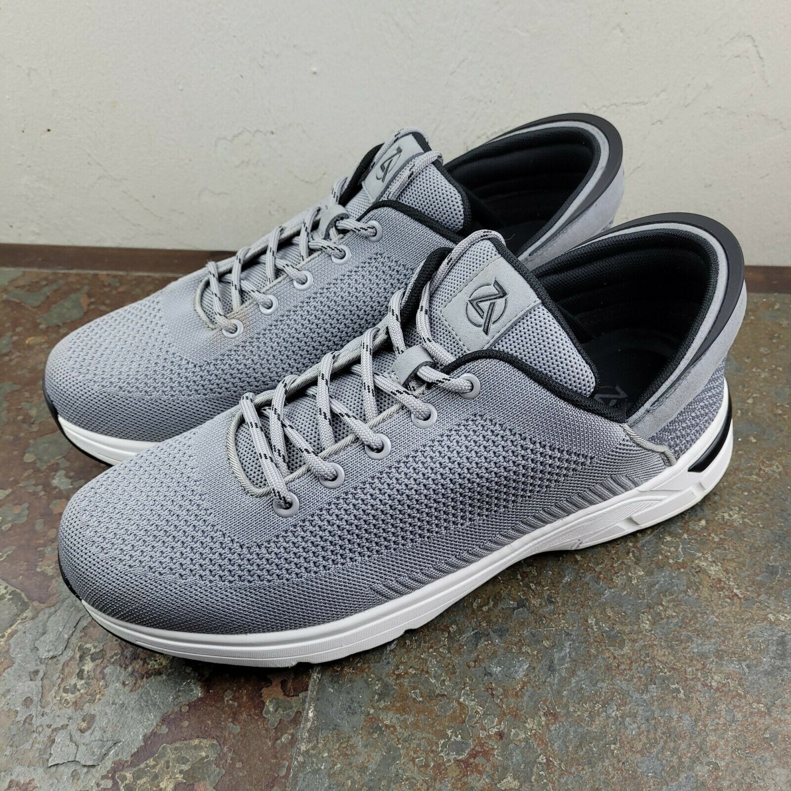 Zeba Hands Free Sneakers Tennis Shoes Athletic Comfort Walking Men's US 11.5