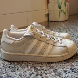 Adidas Shoes | Kids Adidas Superstar Size 13.5 | Color: Gold/White | Size: 13.5