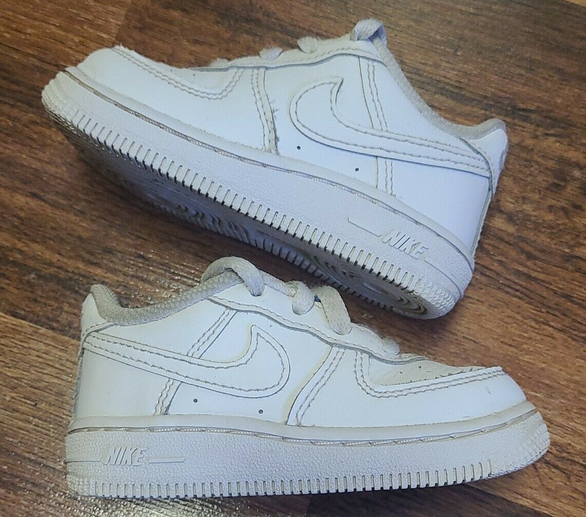 Boys Girls Nike Air Force 1 Low Triple White Shoes •Toddler Size 6 C