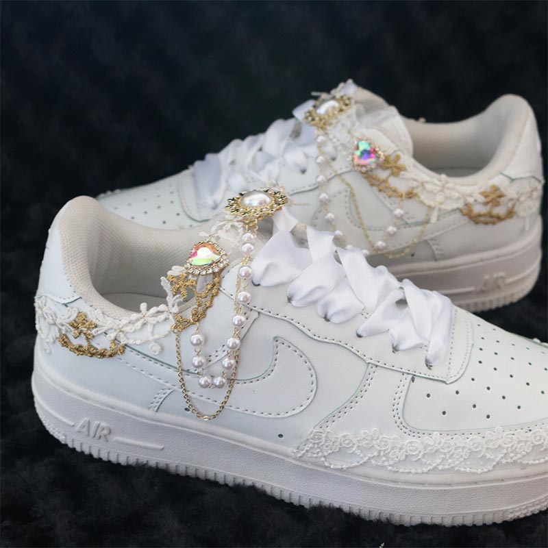 Luxury Shoe Charms for Nike Air Force 1 Designer Brand Sneaker Shoelace Elegant Lace Gemstone Pearl Chain Women Shoe Decorative