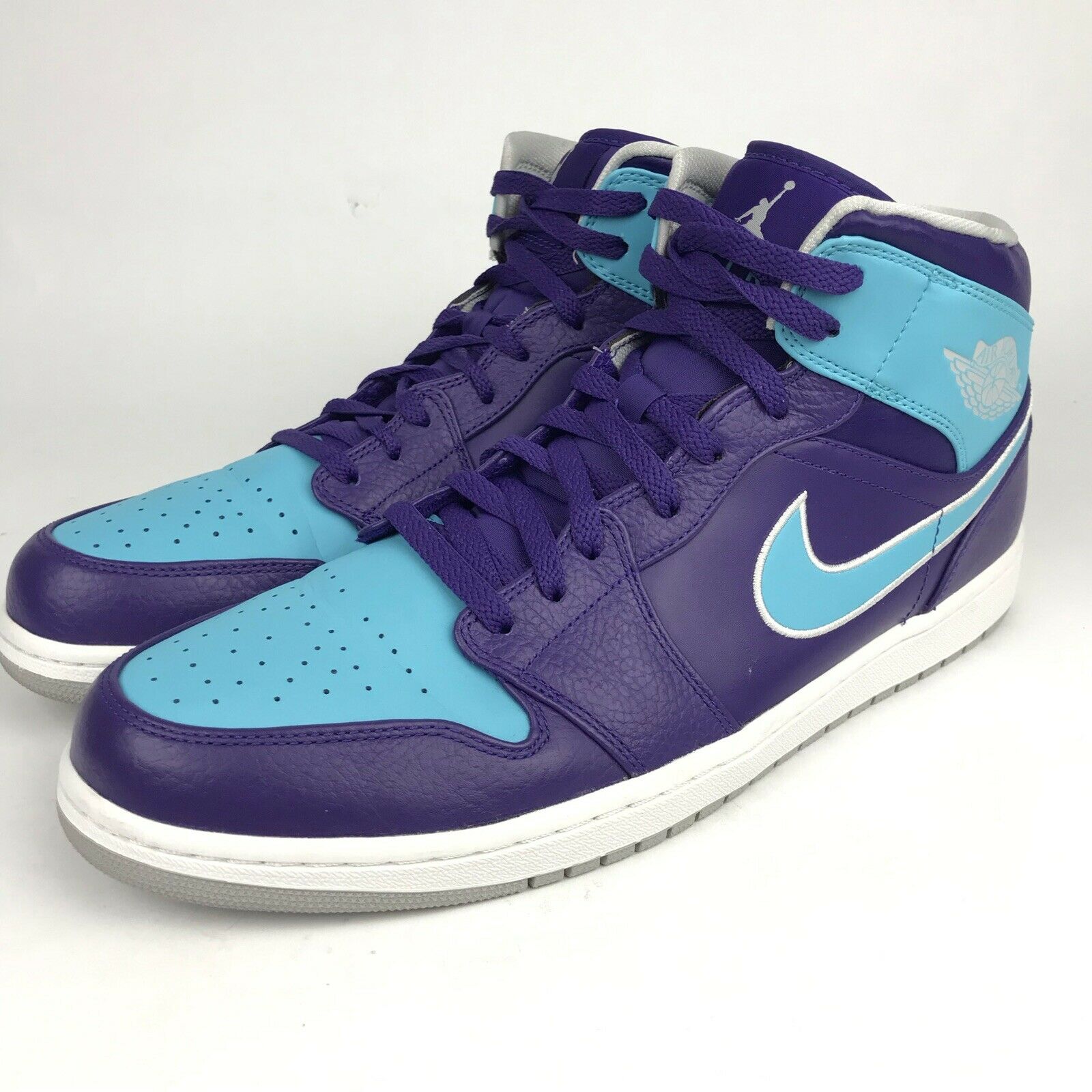 Nike Air Jordan 1 Mid Hornets Purple Blue Shoes Men’s Sz 15, 554724-507, 2013