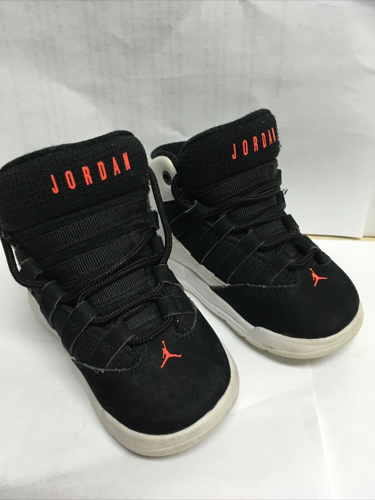Nike Air Jordan Max Aura toddler Size 8C AQ9215-101 *Both Left Shoes* *READ*