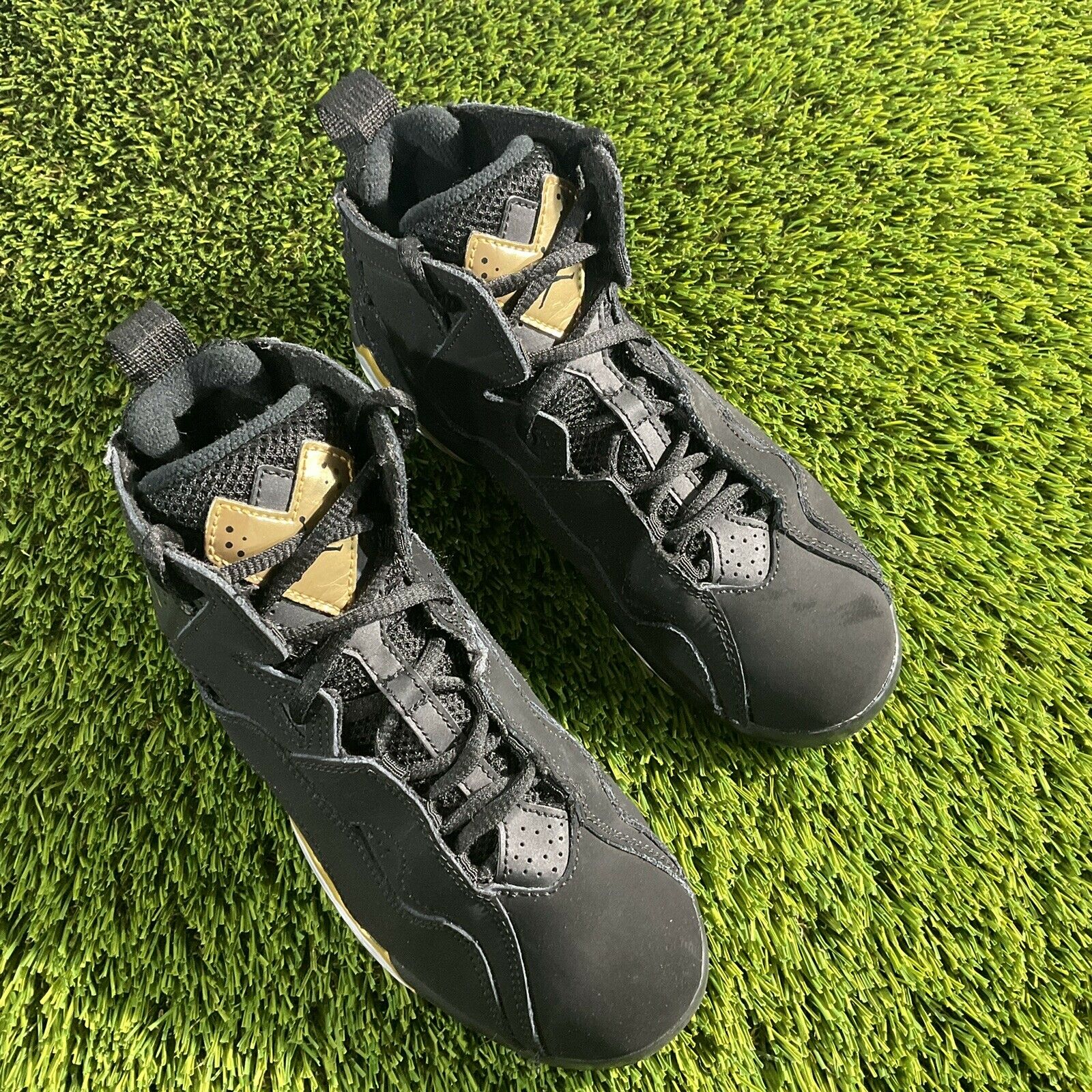 Nike Air Jordan True Flight Black Gold 343796-070 Youth Size 2.5Y Walking Shoes