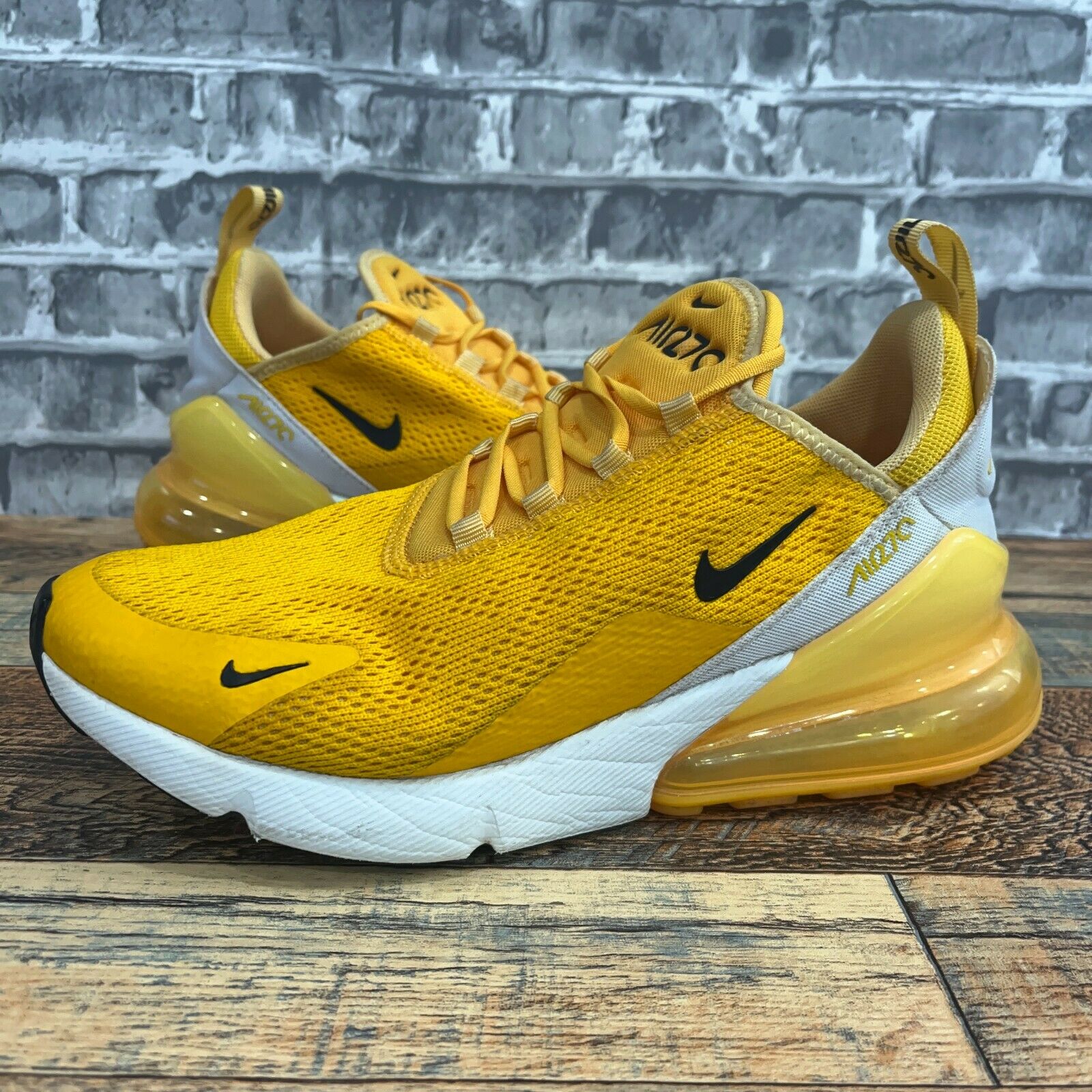 Nike Air Max 270 University Gold Yellow White Running Shoes Womens Size 8 Rare