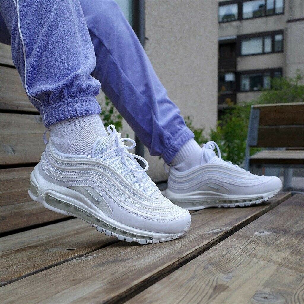 Nike Air Max 97 Sneakers Women’s Size 7.5 White Shoes Trainers Trendy