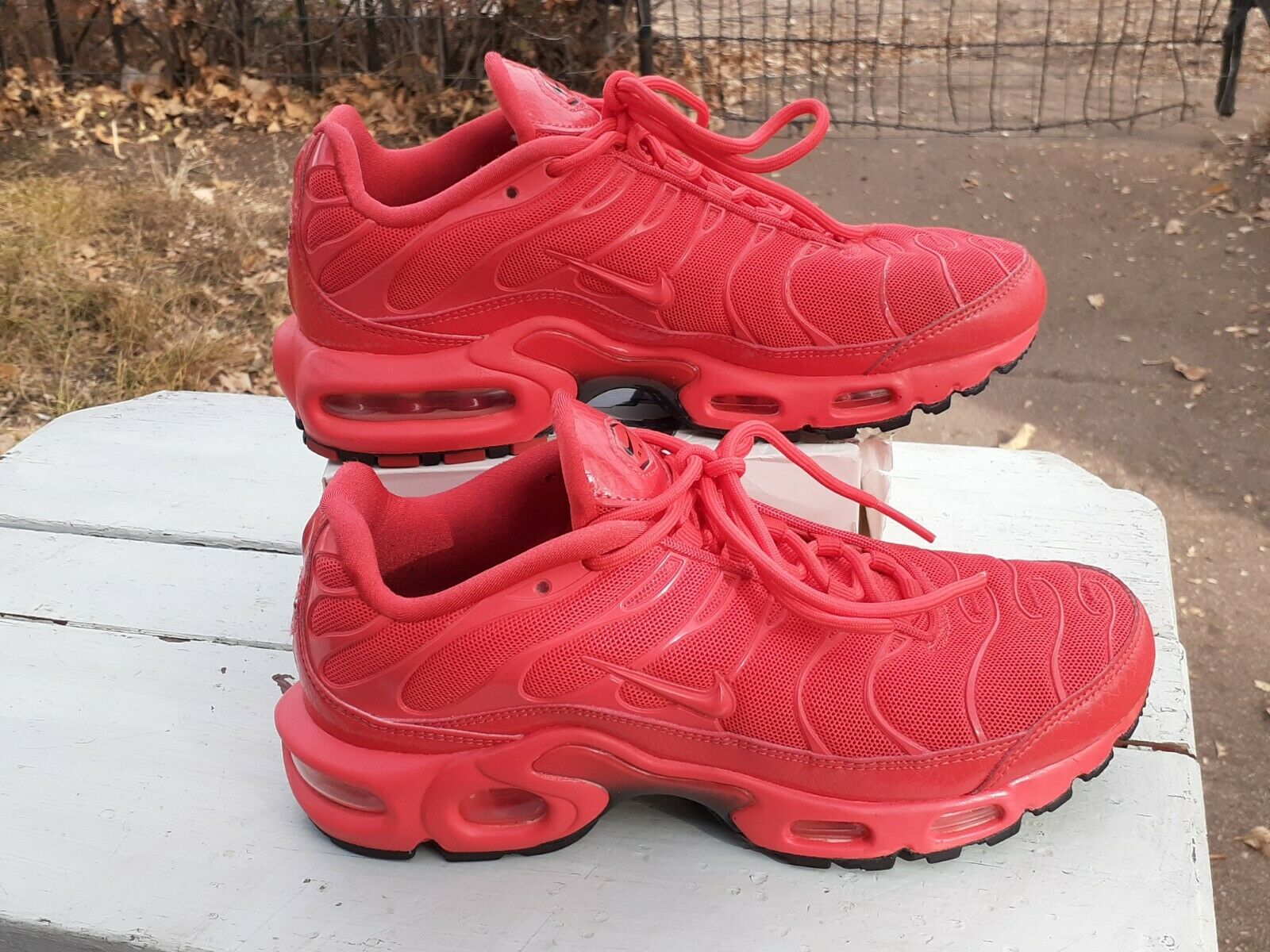 Nike Air Max Plus TN Light Crimson Red Women's running shoes size 6 AV8424-600