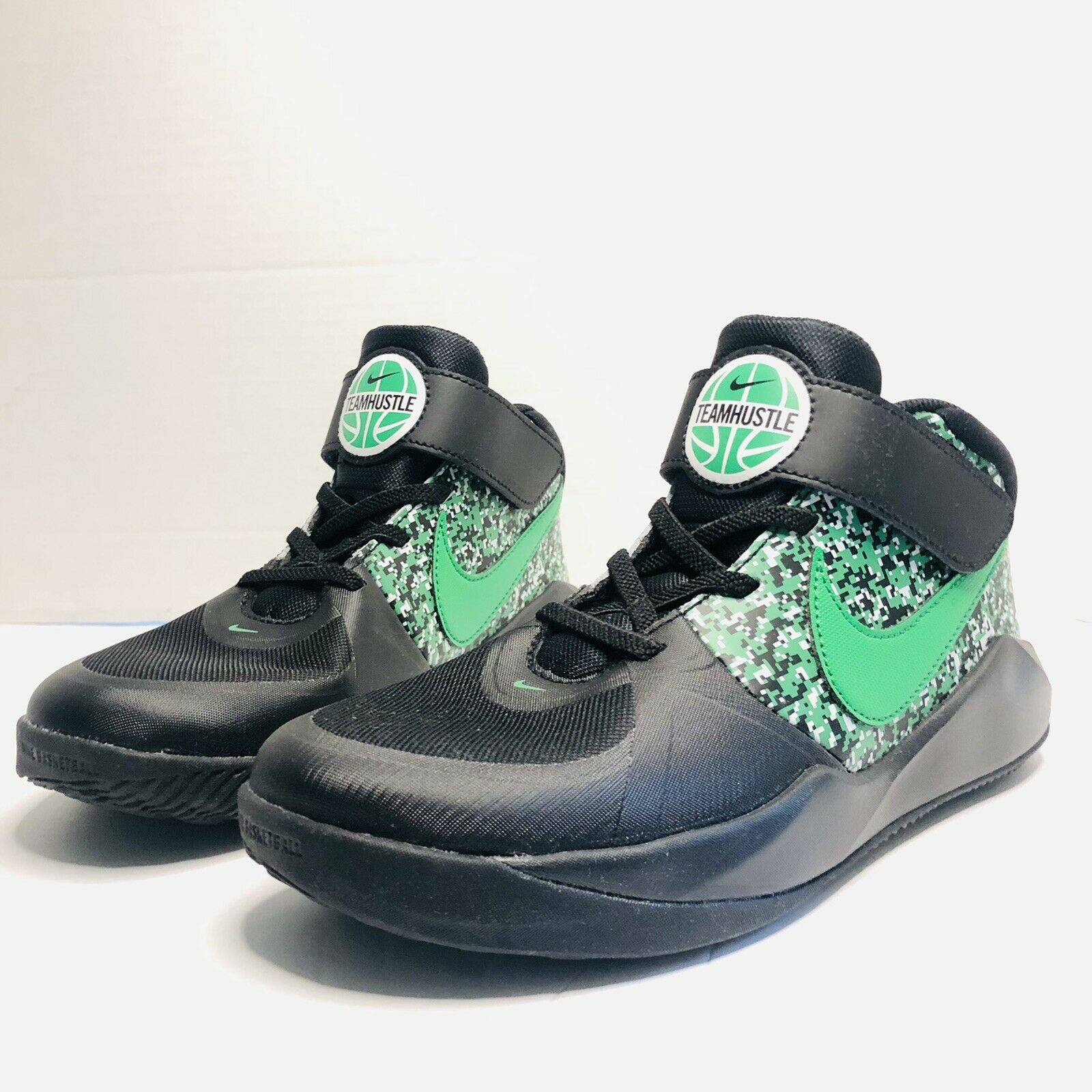 Nike Kids' Preschool Hustle D 9 Basketball Shoes DC1994 001 Size 2 Youth new