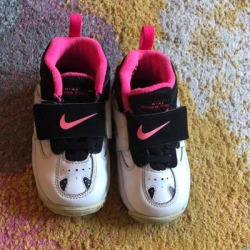 Nike Shoes | Black, White And Pink Toddler Nike Shoes | Color: Black/White | Size: 8g