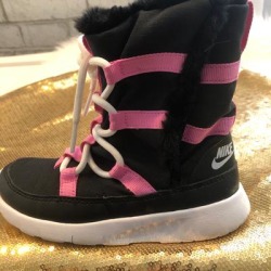 Nike Shoes | Girls Boot Velcro Tie Up Nike | Color: Black/Pink | Size: 12g