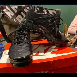 Nike Shoes | Nike Vapormax Men Size 8 | Color: Black | Size: 8