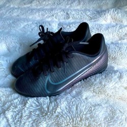 Nike Shoes | Unisex Soccer Cleats | Color: Black | Size: 2bb