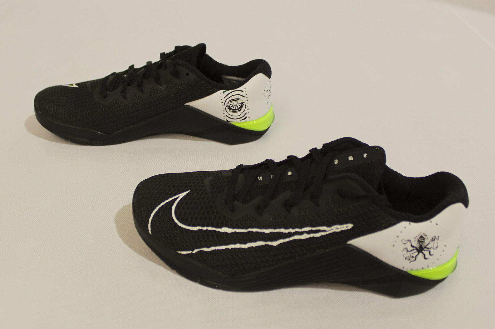 Nike Unisex Adult's Metcon 5 Shoes JQ2 Black Volt AQ1189-007 Size M:8.5 W:10