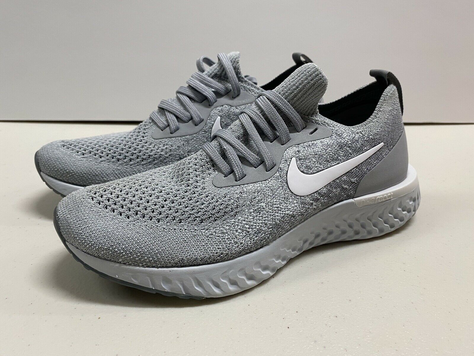 Nike Women's Epic React Flyknit Size 5 Grey Running Shoes AQ0070-002 Sneakers