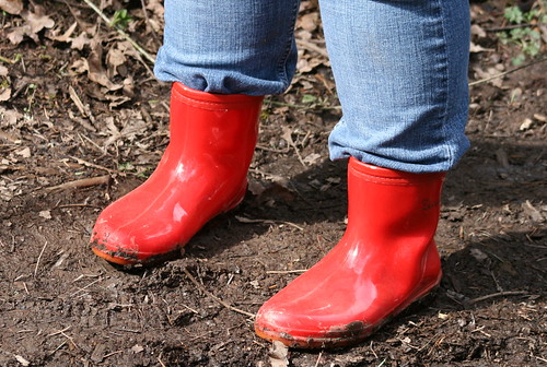 red boots (Photo: born1945 on Flickr)